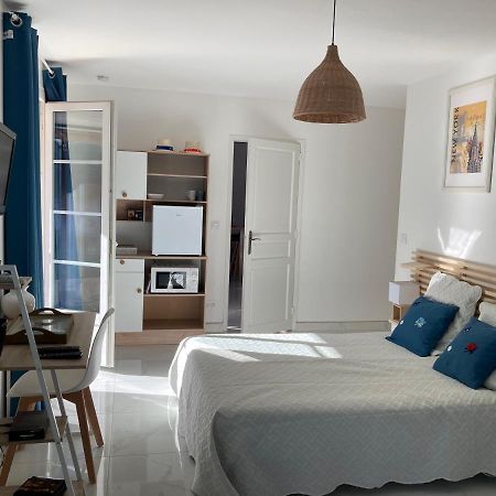 Magnifique Villa Avec Piscine 马格隆新城 外观 照片