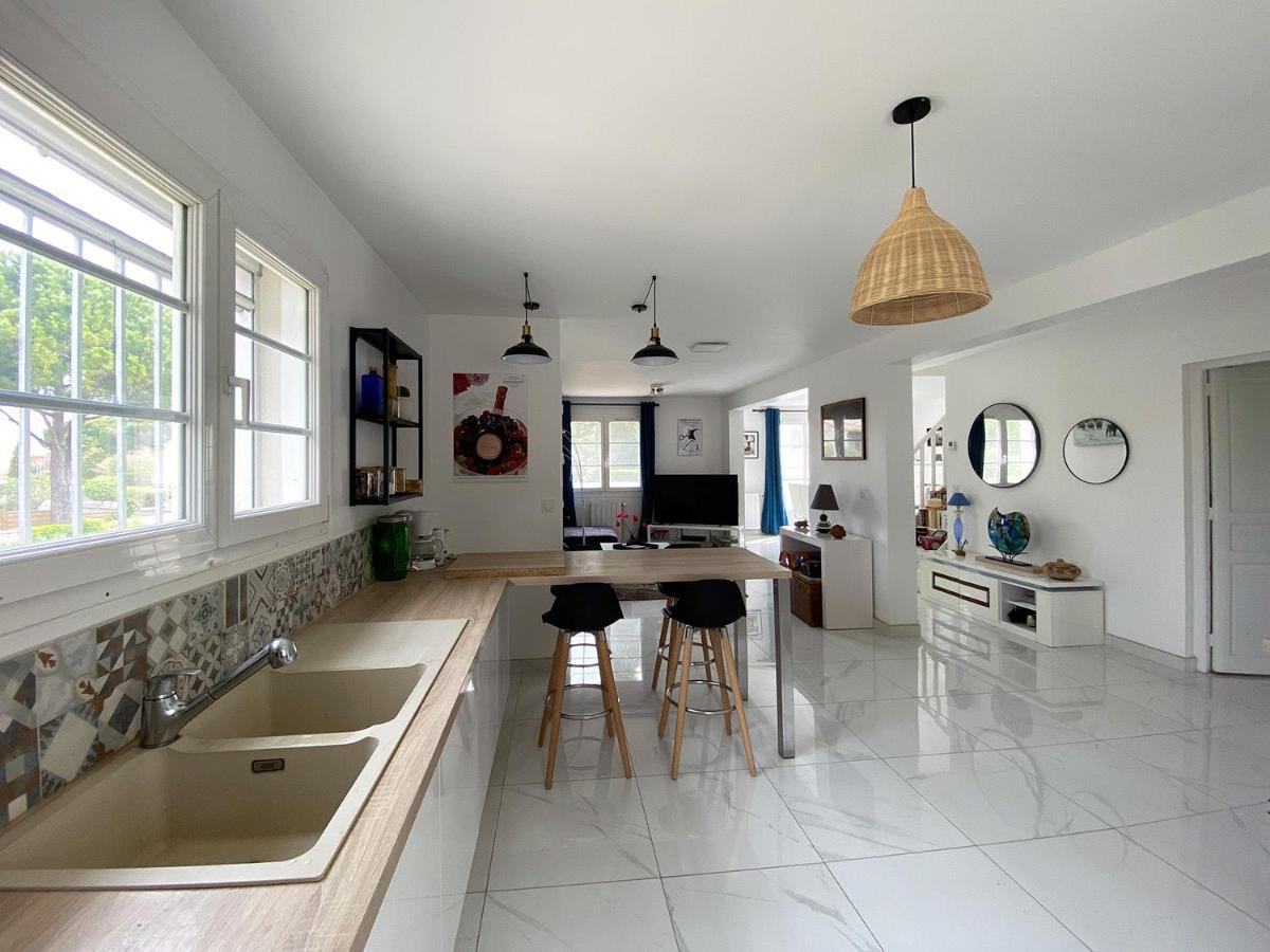 Magnifique Villa Avec Piscine 马格隆新城 外观 照片