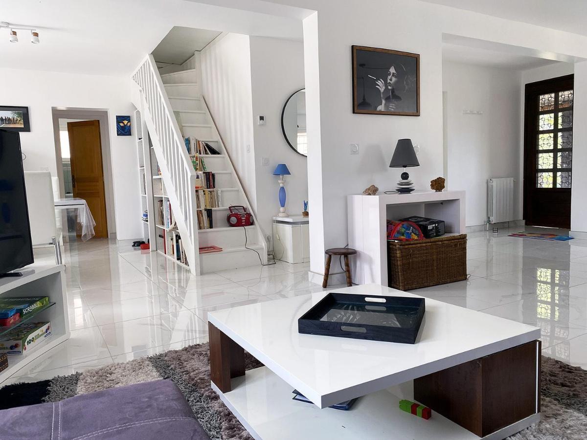 Magnifique Villa Avec Piscine 马格隆新城 外观 照片