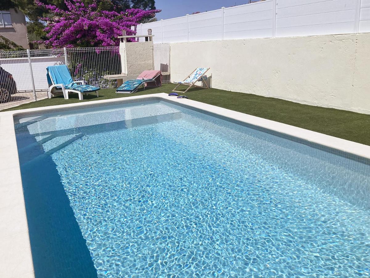 Magnifique Villa Avec Piscine 马格隆新城 外观 照片